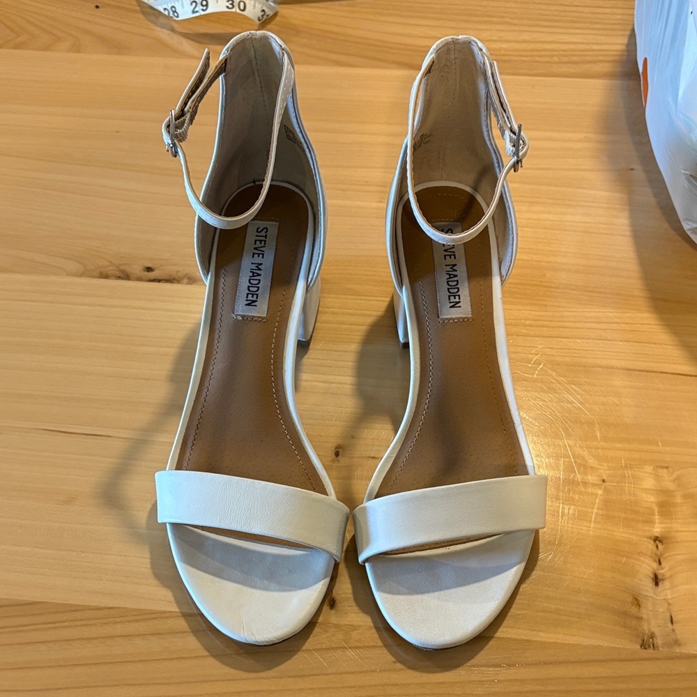 Steve Madden Cream Heeled Sandals